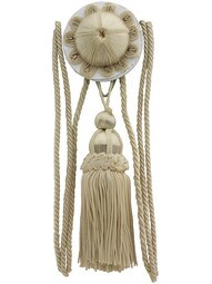 Deluxe Victorian Picture Hanging Kit in Antique Ivory