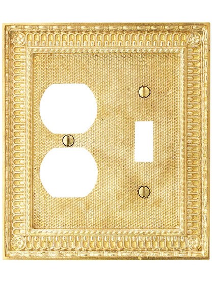 Alternate View of Pisano Toggle / Duplex Combination Switch Plate.