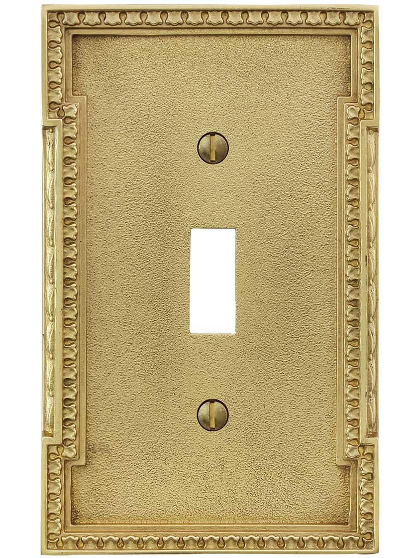 Alternate View of Neoclassical Single Toggle Switch Plate.