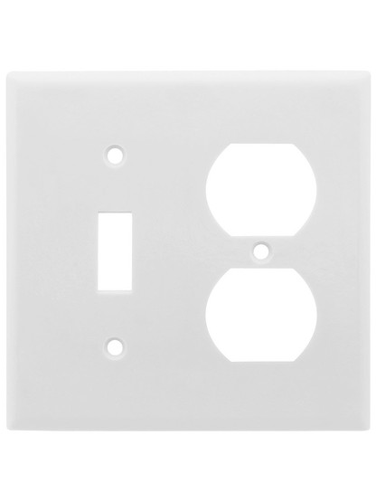 Leviton Toggle/Duplex Cover Plate in White.