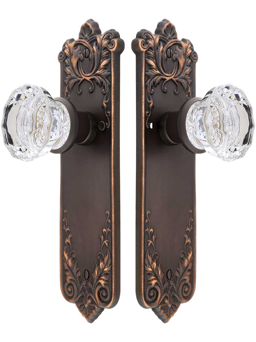 Alternate View of Lorraine Door Set With Fluted-Glass Knobs in Oil-Rubbed Bronze.