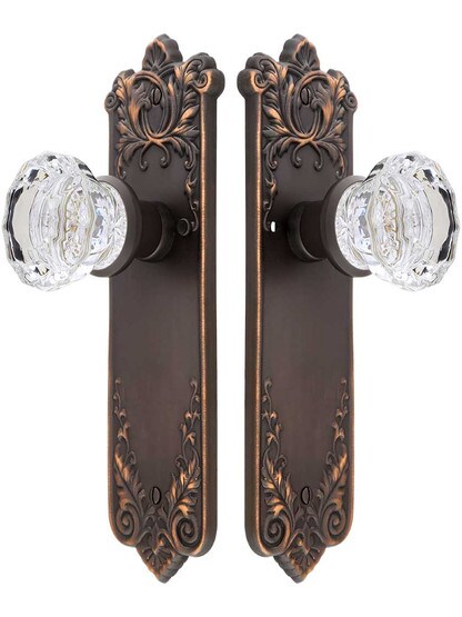 Alternate View of Lorraine Door Set With Fluted-Glass Knobs in Oil-Rubbed Bronze.