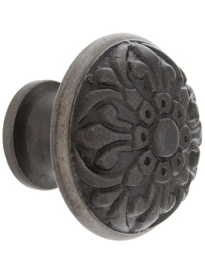 Cast Iron Fleur-de-Lis Knob with 1 1/2 inch Diameter.