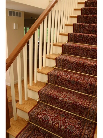 Heritage Acorn Tip Stair Rod - 1/2" Diameter Brass With Standard Brackets