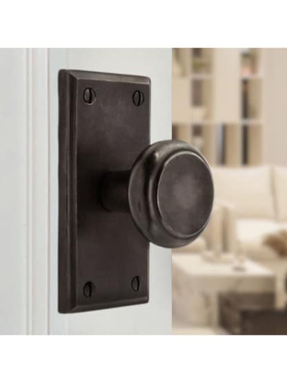 Solid Bronze Rectangular Short-Plate Door Set with Newport Knobs