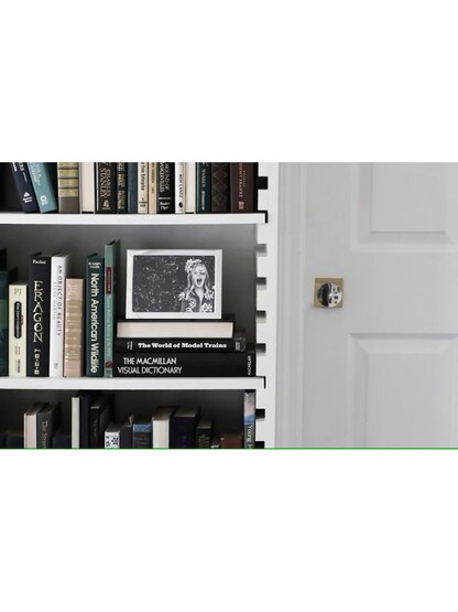 Square Rosette Door Set With Bristol Knobs