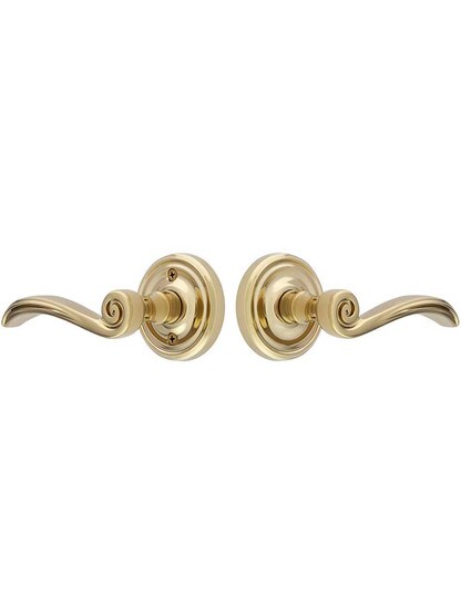 Alternate View of Classic Rosette Set With Elan Levers.