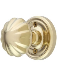 Classic Rosette Set With Fluted Brass Knobs
