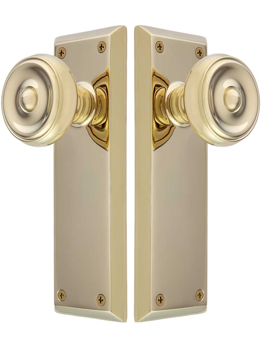 Alternate View of Quincy Door set with Waverly Knobs.