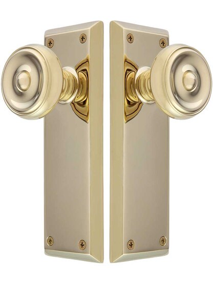 Alternate View of Quincy Door set with Waverly Knobs.