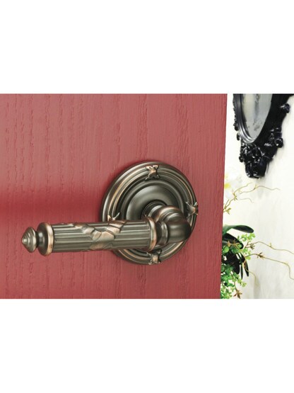 Ribbon and Reed Door Set With Lever Handles