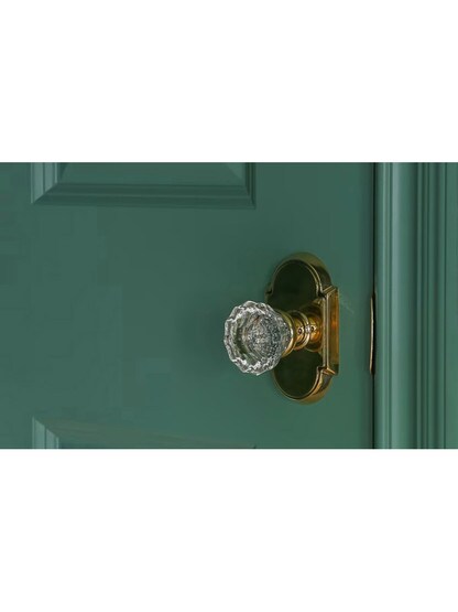 Arched Rosette Set With Fluted Crystal Glass Knobs