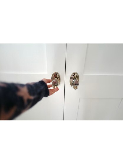 Oval Rosette Door Set With Hampton Crystal Glass Knobs