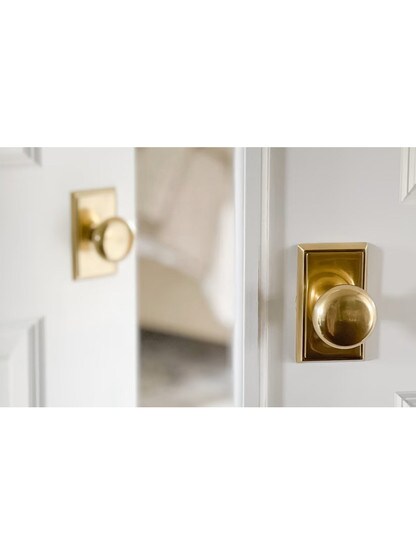Providence Door Set With Round Brass Knobs