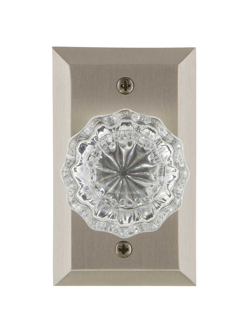 Alternate View of New York Rosette Door Set with Fluted-Crystal Glass Knobs.
