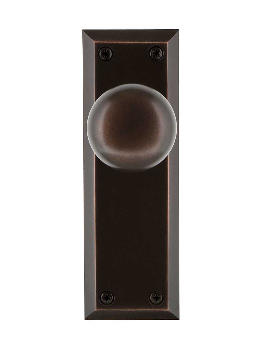 Alternate View of New York Door Set With No Keyhole And Classic Round Knobs