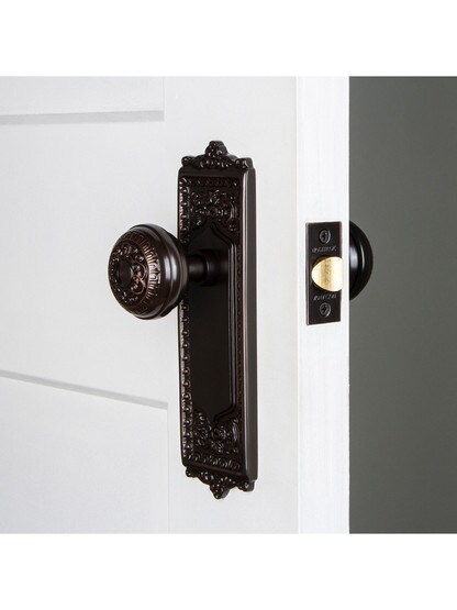 Egg & Dart Style Door Set With Egg & Dart Knobs