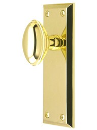 Grandeur Hardware Fifth Avenue One-Piece Dummy Handleset D Grip and Baguette Clear Crystal Knob in Vintage Brass 849292