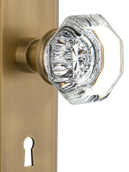 The Williamsburg PRIVACY Set in Oil Rubbed Bronze - Select Door Knobs - Judge Hardware