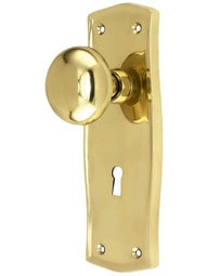 Prairie Style Door Set With Classic Round Knobs