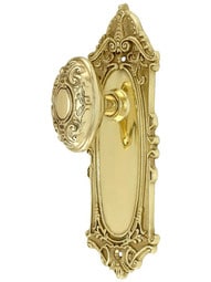 Largo Design Door Set With Decorative Oval Door Knobs