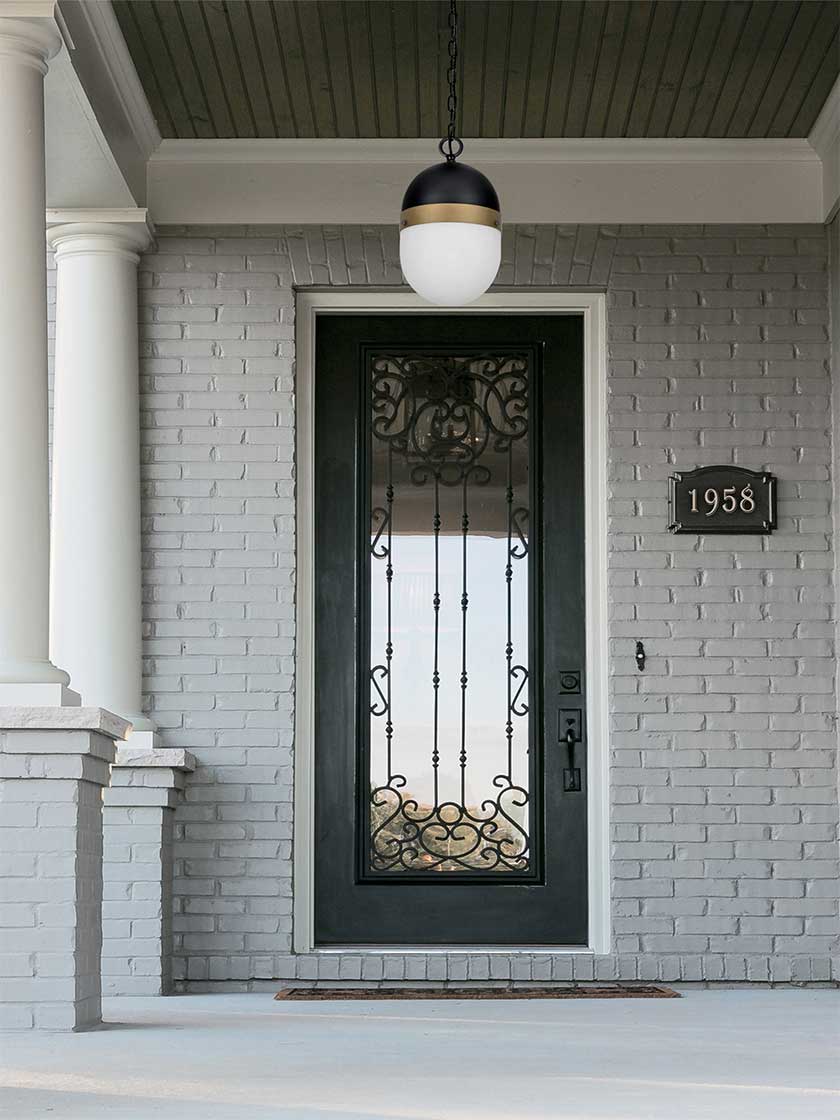 Alternate View of Capsule 3 Light Outdoor Pendant.