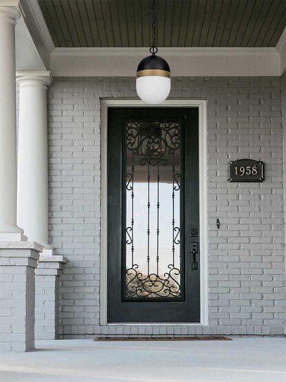 Alternate View of Capsule 3 Light Outdoor Pendant.