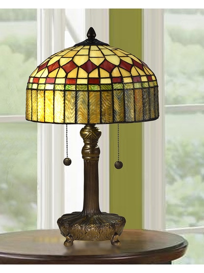 Mayor Island Tiffany Table Lamp