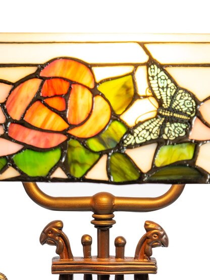 Broadview Bank Tiffany Accent Table Lamp