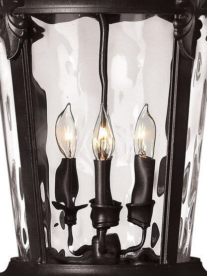 Windsor Entry Pendant