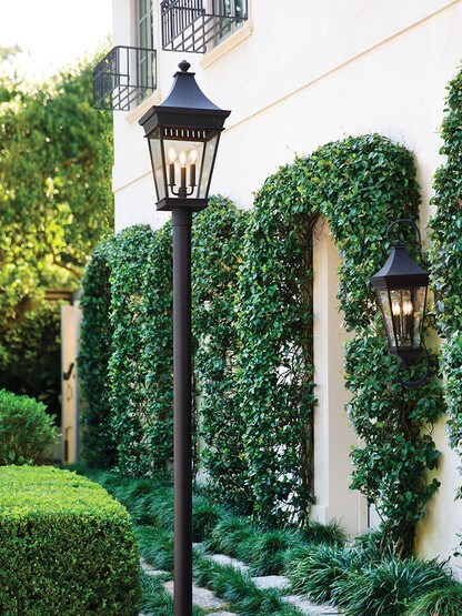 Chapel Hill 4 Light Extra Large Wall Mount Lantern