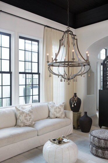 Alternate View of Cordoba 8-Light Chandelier.