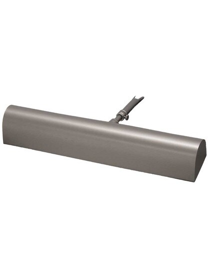 Traditional 14 inch Picture Light in Pewter.