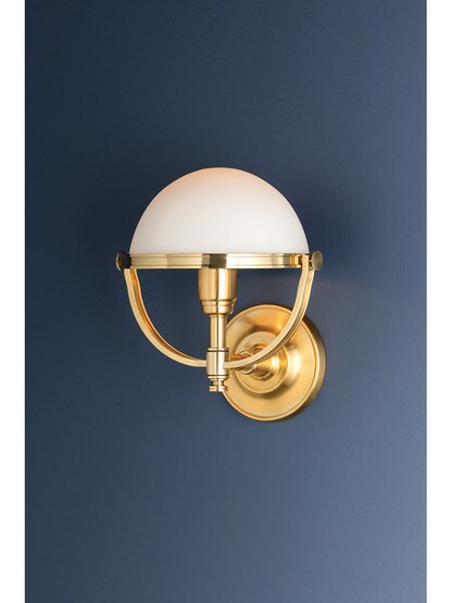 Stratford Sconce