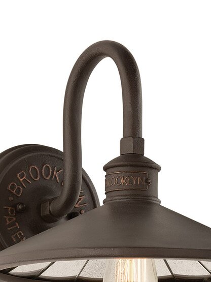 Brooklyn Large 1-Light Wall Sconce
