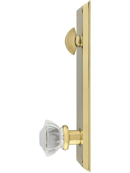 Alternate View of Quincy Entry Set with Astoria Crystal Glass Knobs.