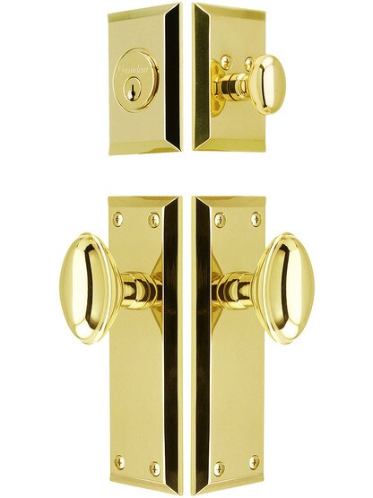 Grandeur Fifth Avenue Entry Set, Keyed Alike with Eden Prairie Knobs in PVD.