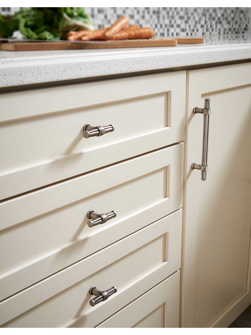 Luxor 2 1/2" THandle Knob House of Antique Hardware