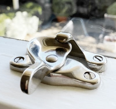 Bathroom window hardware