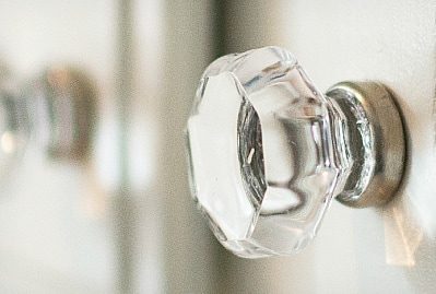 Glass and crystal cabinet knobs