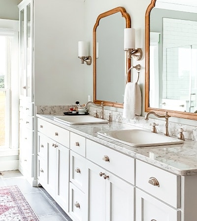 Master bath with satin nickel hardware & accents