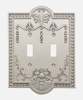 Como switch plate in satin nickel